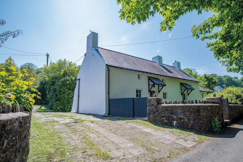Briardene - 2 Bedroom Cottage - Oxwich - Image 1