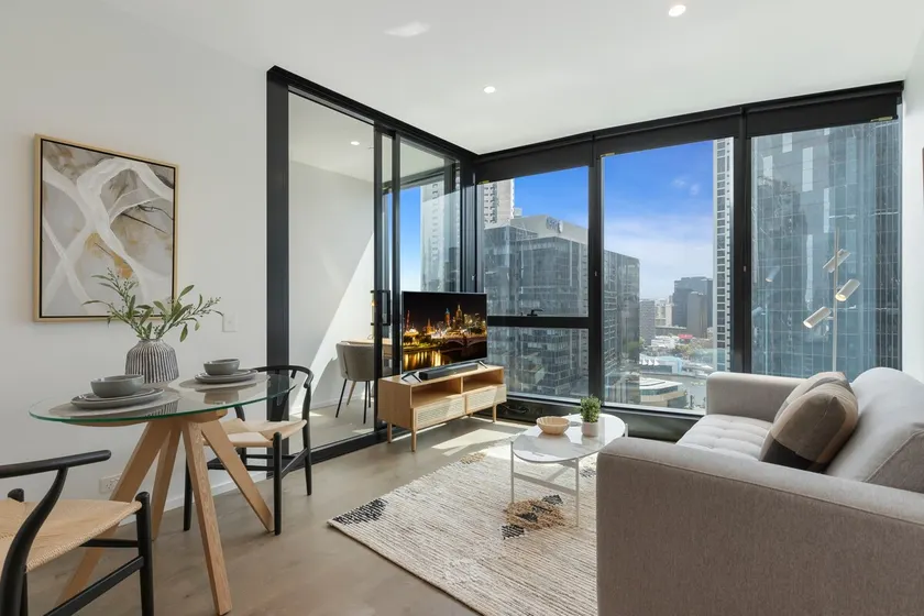 Impeccably Modern 1-Bed with Incredible City Views - Image 1