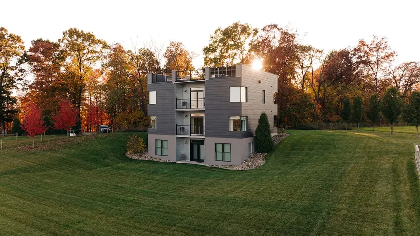 The Dwelling | Rooftop Terrace w/ VIEWS + Fire Pit - Image 1