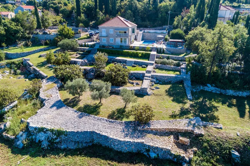 Villa Oasis Cypress - Image 1