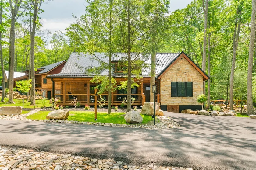 Lake Access w. Dock Slip, Hot Tub, Fire Pit, Sauna - Image 1