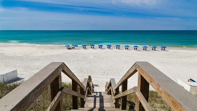 Dog-Friendly Blue Mountain Beach Home w/ Fire Pit - Image 1