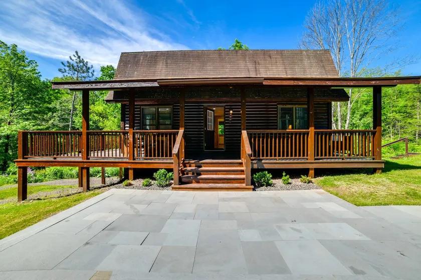 Creekside Cabin in Bainbridge w/ Wraparound Deck! - Image 1