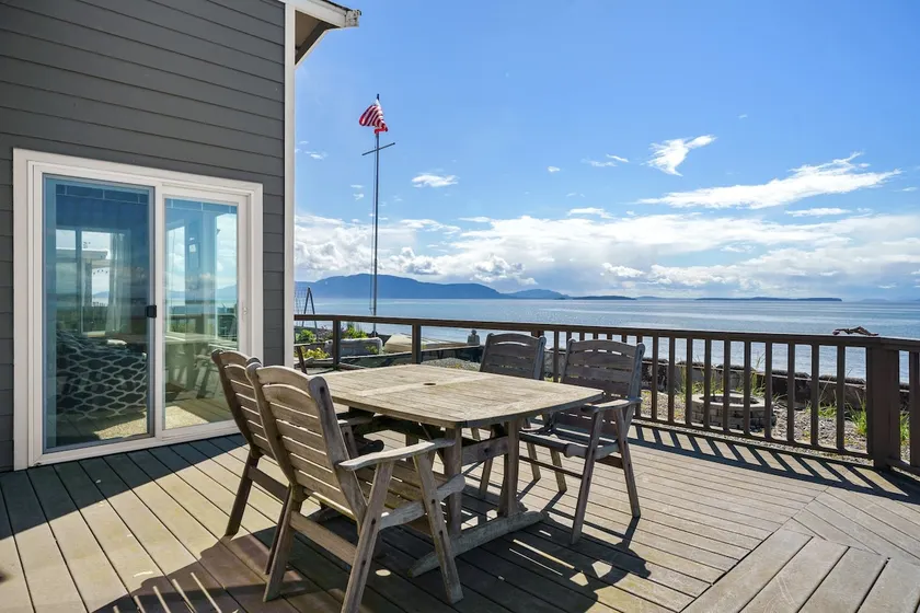 Sandy Point Sanctuary: Waterfront w/ Ocean Views - Image 1