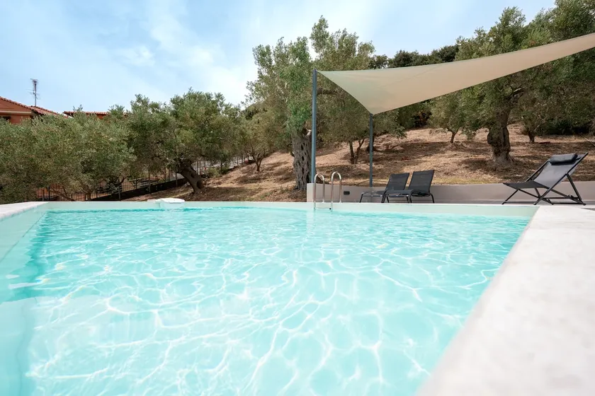 Themida Luxurious Accommodation - Nea Skioni - Image 1