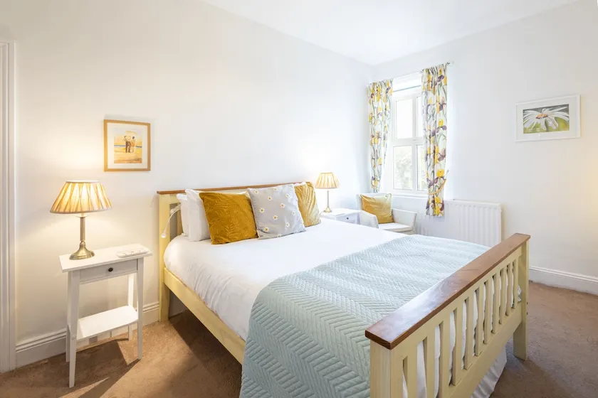 Host & Stay - Harbour Holm - Image 1