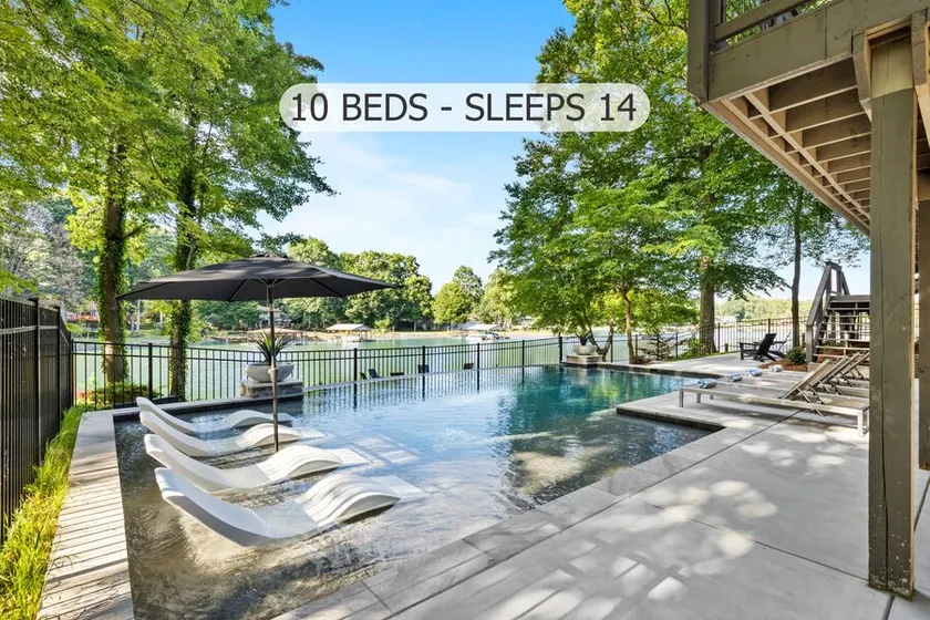 Niblick on Norman w/Heated Pool & Optional Boat Rental - Image 1