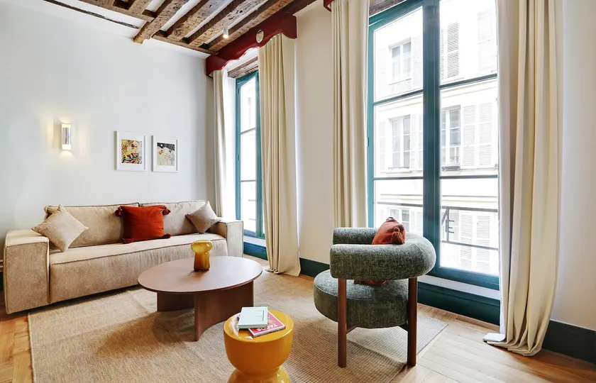 A Picturesque 2-BR/2-BA w. Services in St-Germain - Image 1
