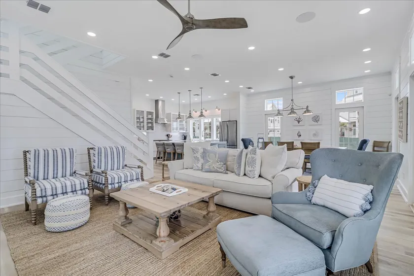 Southern Sandcastle 129 STA - Image 1