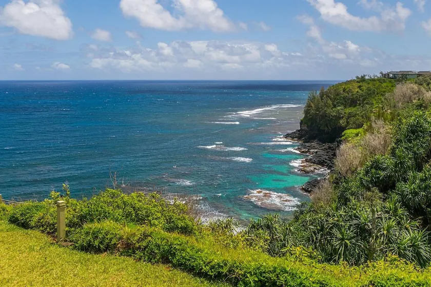 Whitewater Anini Reef Ocean Views W/ full Aircon - Image 1