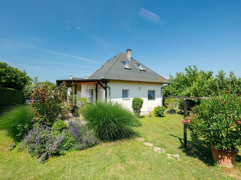 Lupo by Interhome - Image 1