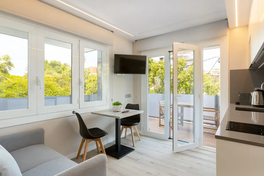 Apt 7 - Llevant - Image 1