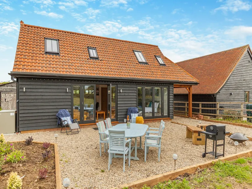 Gladwyns Farm Lodge - Image 1