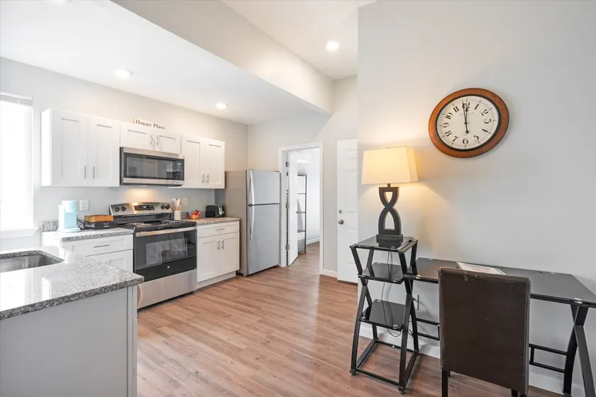 Family beach getaway| sleeps 5 - Image 1