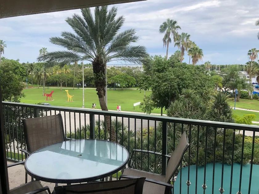 Perfect for Families, 2/2 Coconut Grove Condo - Image 1