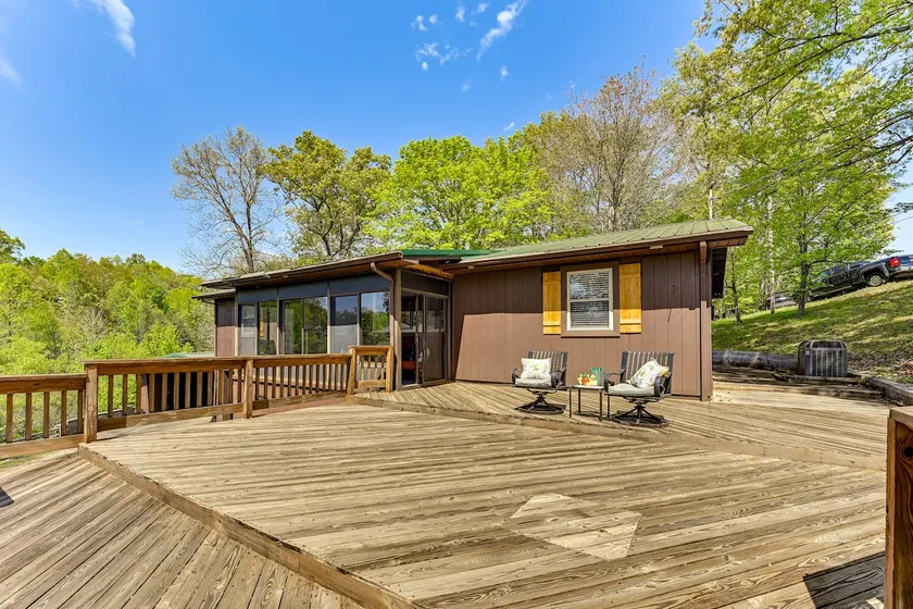 Gray Vacation Rental w/ Deck + Pond Access! - Image 1