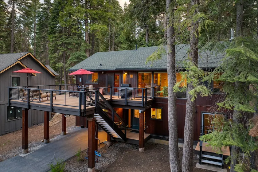 Paige Meadow by Avantstay Near Lake & Tahoe City - Image 1
