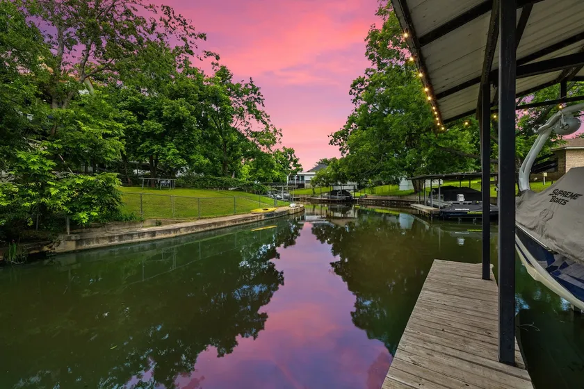 Wake at the Lake on LBJ! Dock, fishing, and fun! - Image 1