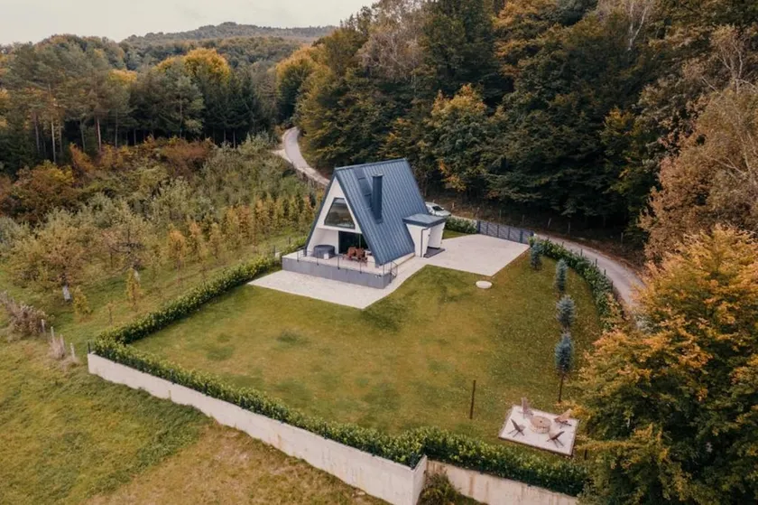 Villa Hasandić - Luxury Villa with Garden - Image 1