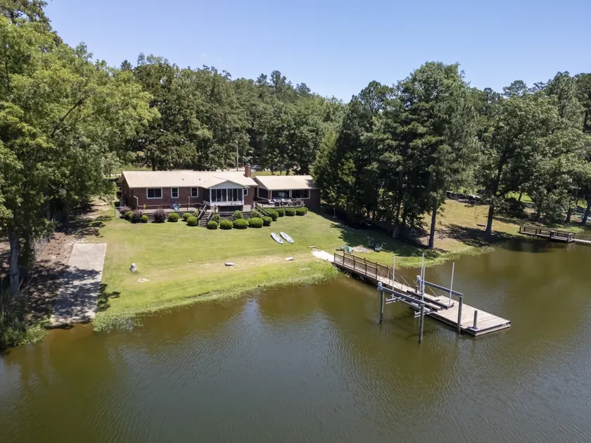 The Retreat at Vansant - HOT TUB, Dock, + Firepit - Image 1