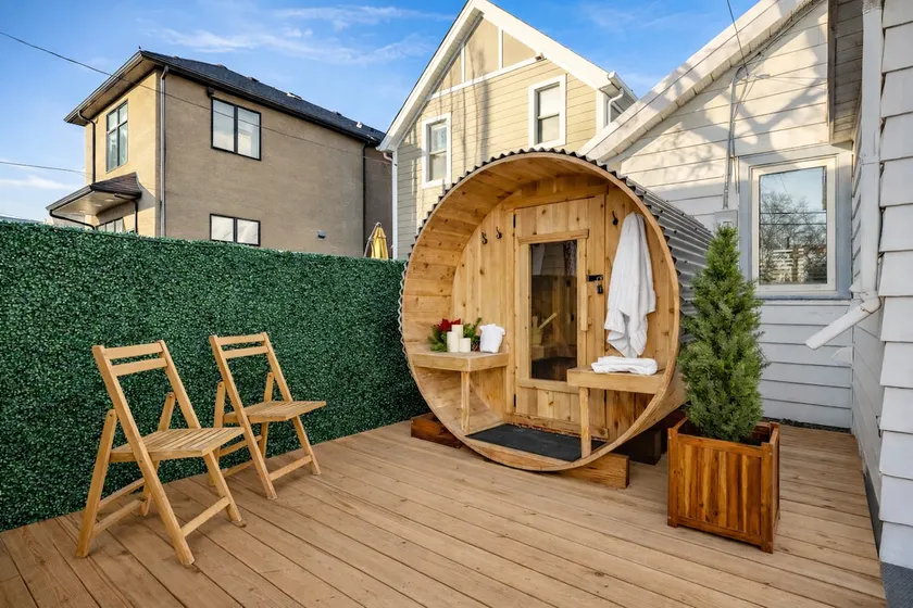 Outdoor Sauna Oasis near Stampede, 2BR, Parking - Image 1