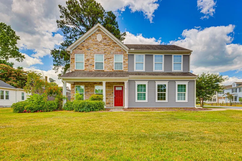 Fenced Yard & Patio! 2,400-Sq-Ft Chesapeake Home - Image 1
