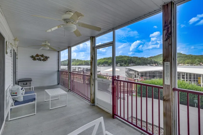 'lake It Easy' Waterfront Ozarks Condo w/ Balcony! - Image 1