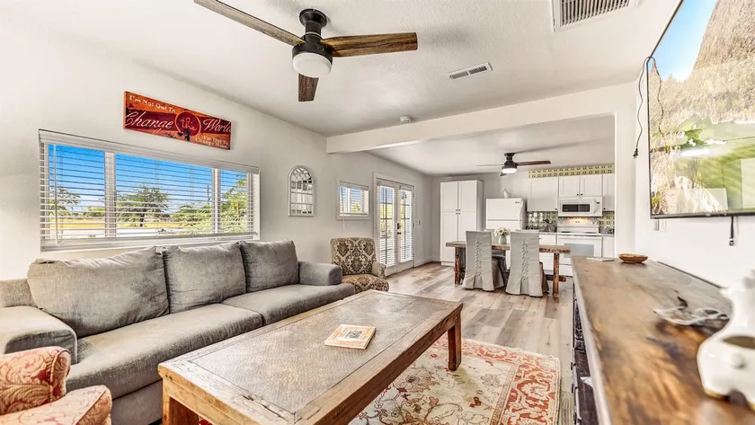 Charming Cave Creek Casita with rooftop hot tub - Image 1
