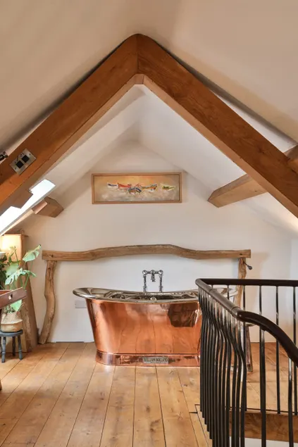 Luxury Coastal Barn | Copper Bath | Near Saunton & Croyde EV - Image 1