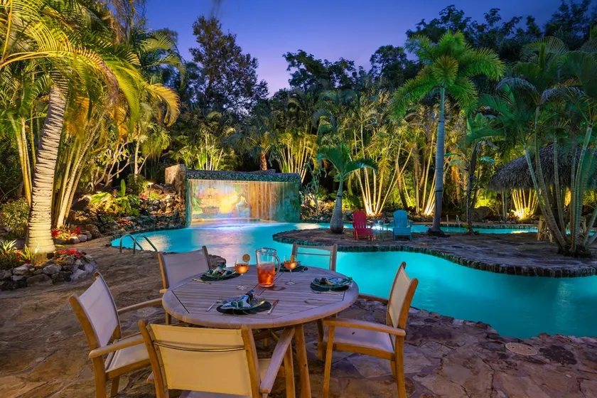 KonTiki Falls! Jupiter's Exclusive Private Resort - Image 1