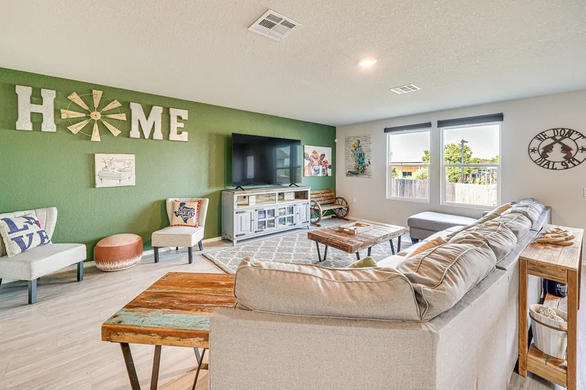 10 Mi to Dtwn: Spacious San Antonio Home! - Image 1