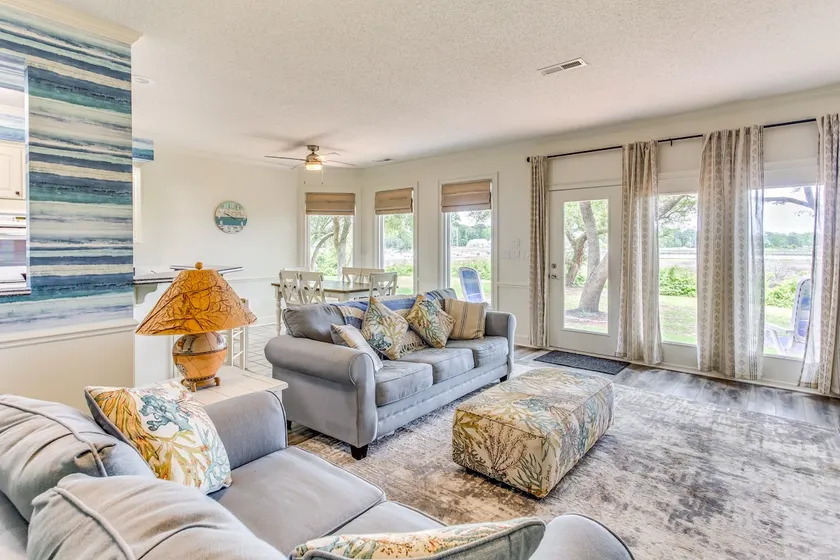 Pet-Friendly Little River Home - Walk to Marina! - Image 1