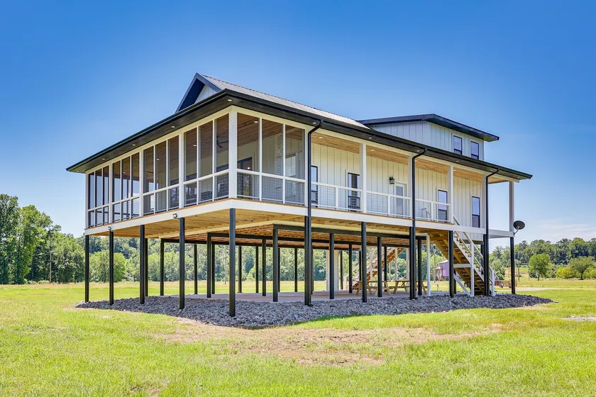 Riverfront Murfreesboro Cabin w/ Fire Pit - Image 1