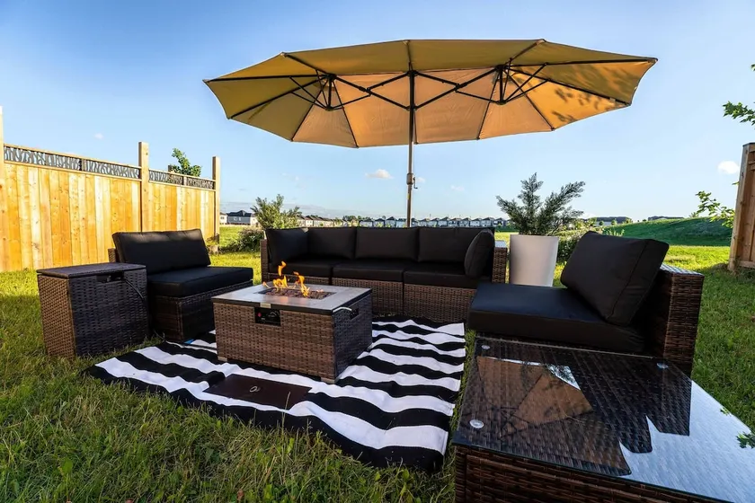 Cambridge Family Fun Spot | Pool table| Fire pit! - Image 1