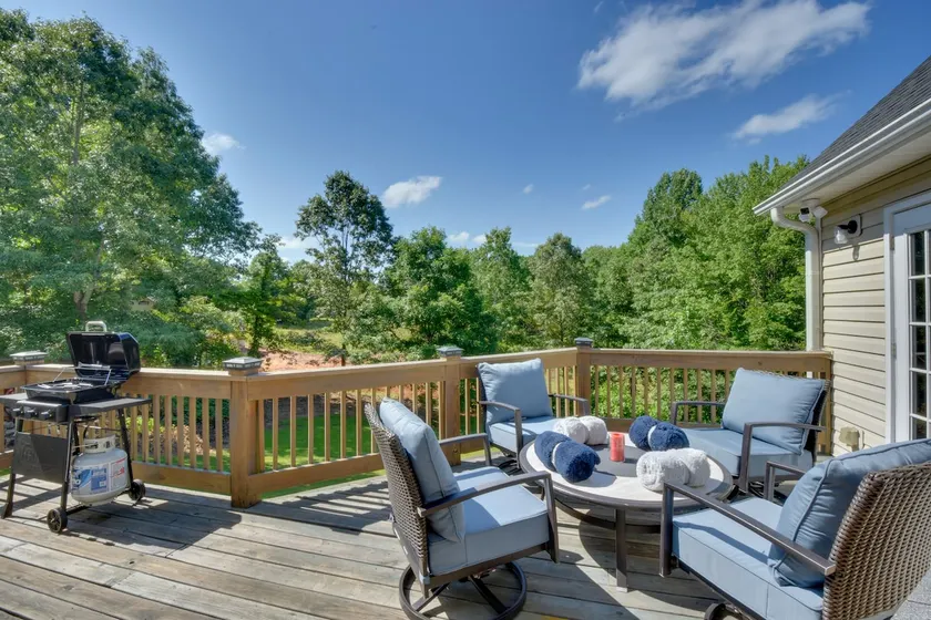 Unicoi Wine Trail Retreat! Bbq-ready Deck w/ Views - Image 1