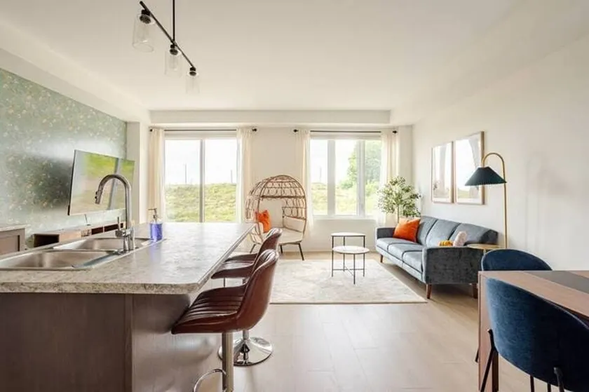 Family Comfort| Mins to Highway & Major Amenities - Image 1