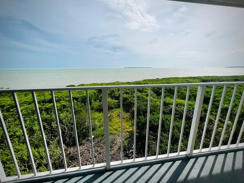Key Largo Escape 2BR Condo Ocean View, Pool - Image 1