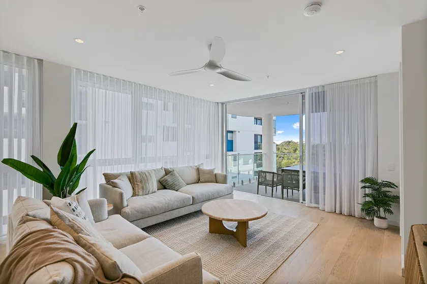 4 BED Superior Apartments - Image 1