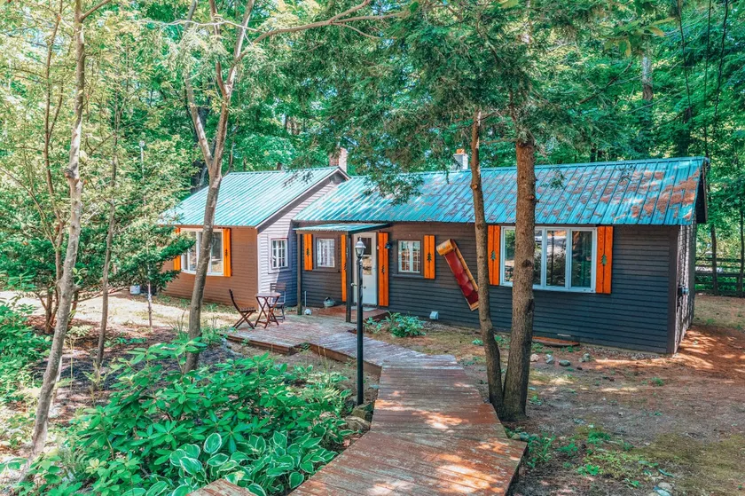 Cozy dog friendly cabin moments from Cranmore/NOCO - Image 1