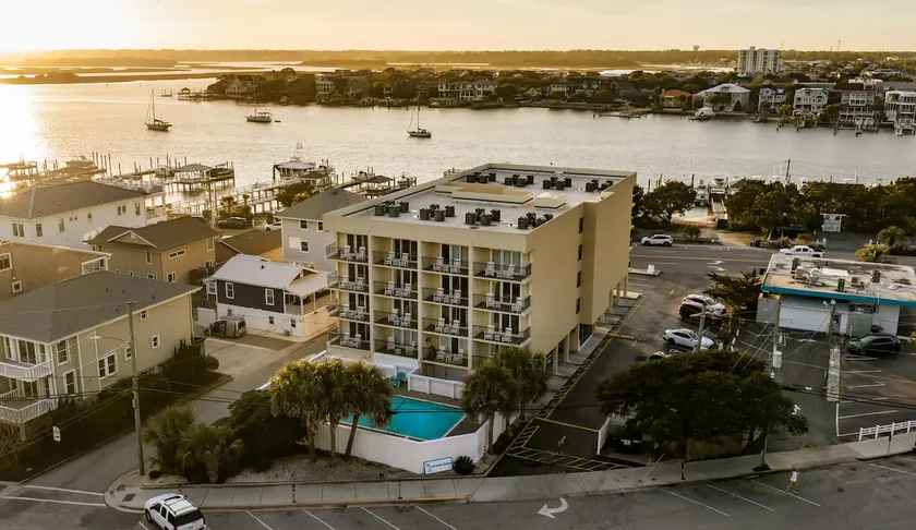 Summer Sands - 303 - Image 1