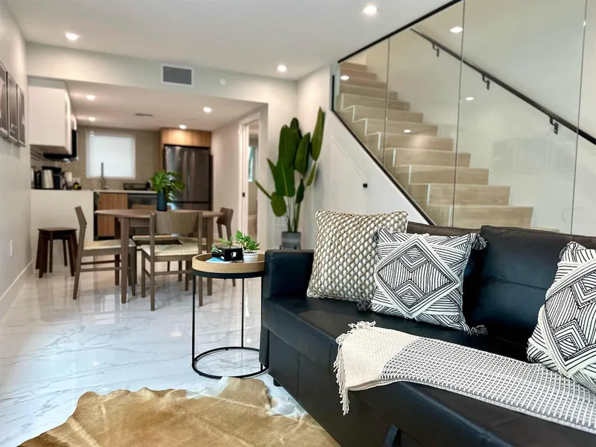 South Beach 2BD 2.5BTH Townhouse - Image 1