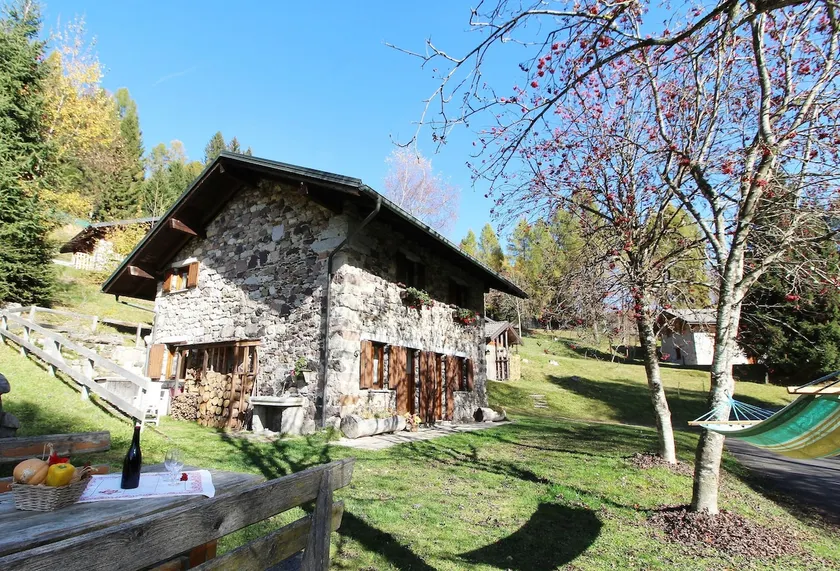 Baita a Pieve Tesino Near Mountain And Lake - Image 1