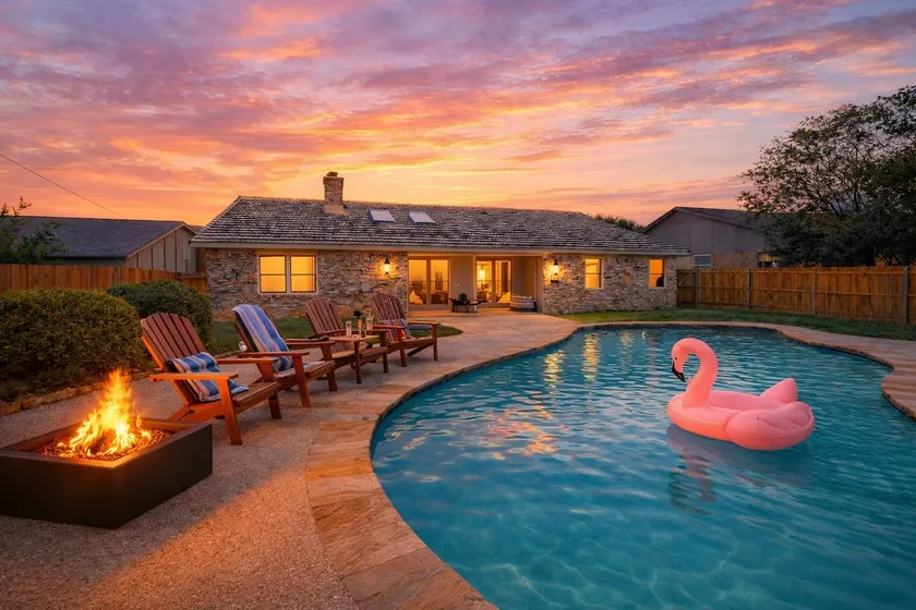Stylish Villa-Near Stadiums, Large Pool,Pool Table - Image 1