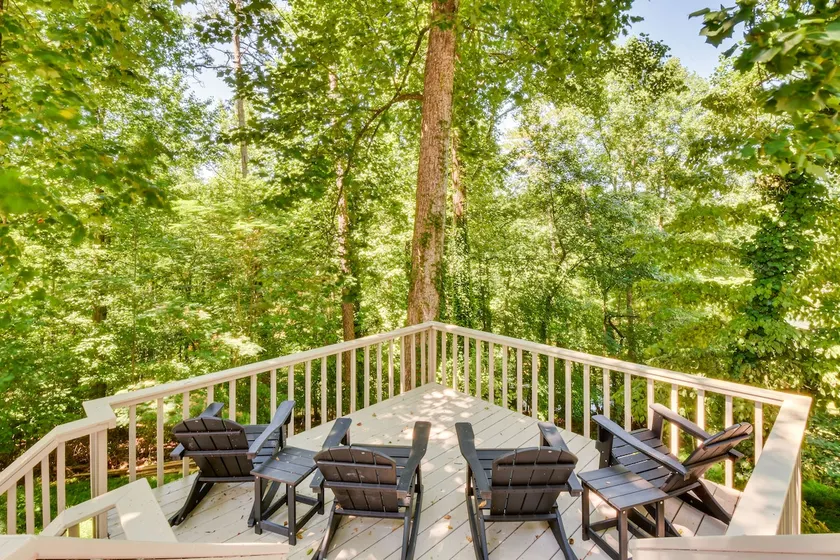 Waterfront Gainesville Home w/ Private Boat Dock! - Image 1