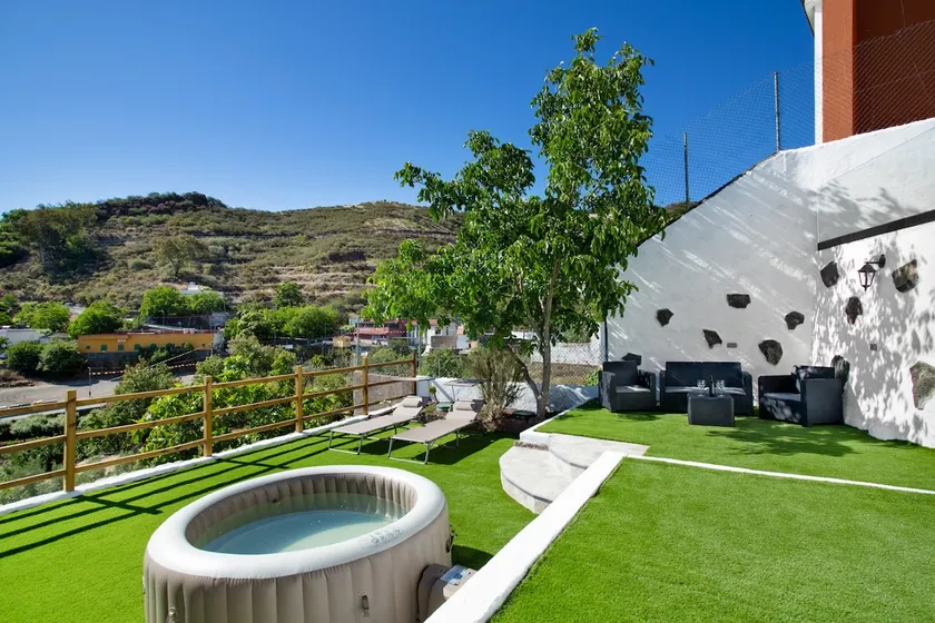 Tito and Teresita's House - Image 1