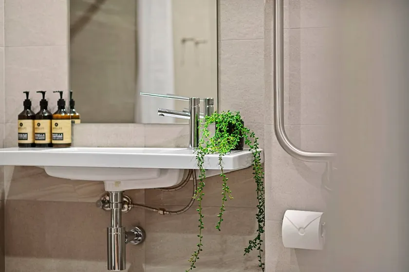 Forbes Accessible Accommodation*Studio Apartment* - Image 1
