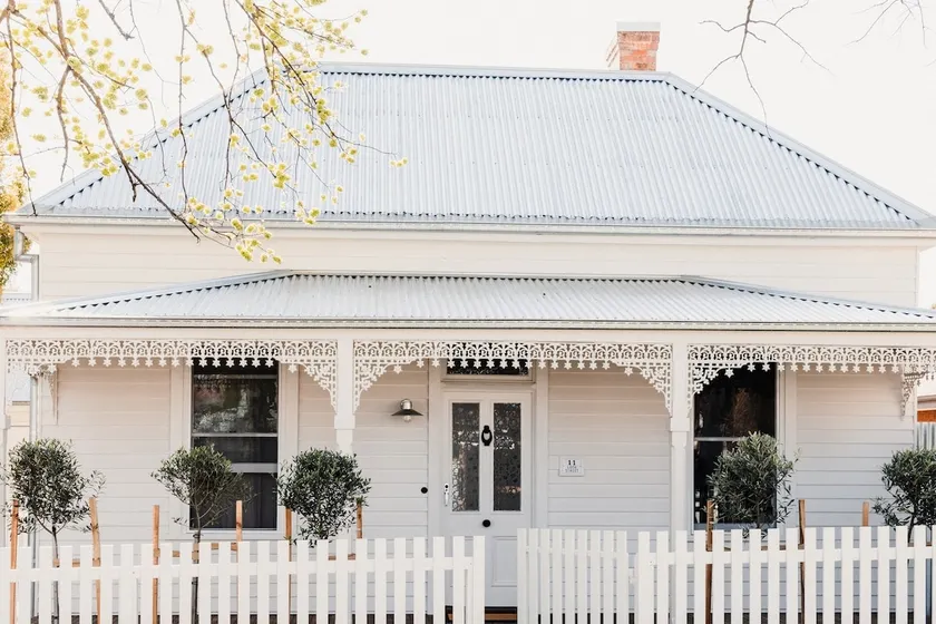 Jon Jon Luxury In The Heart Of Beechworth - Image 1