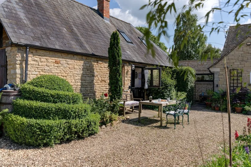 Wedgewood Barn - Image 1