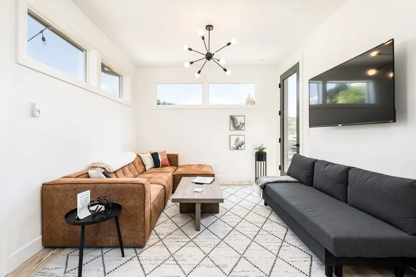 #StayinMyDistrict NE Boise Loft - Image 1