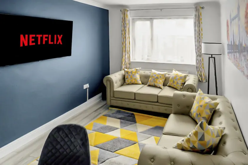 Ground Floor apartment with parking - Image 1